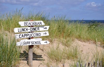 HPWegweiser Strand Beach Meer Bar Surfschool mit Wasserzeichen Homepage