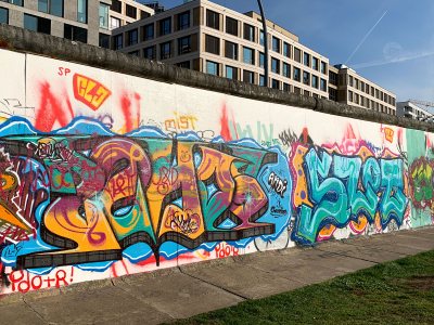 ESG Graffiti Wand perspektivisch