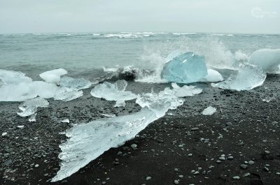 Eisblöcke Felsen Lavastrand Welle